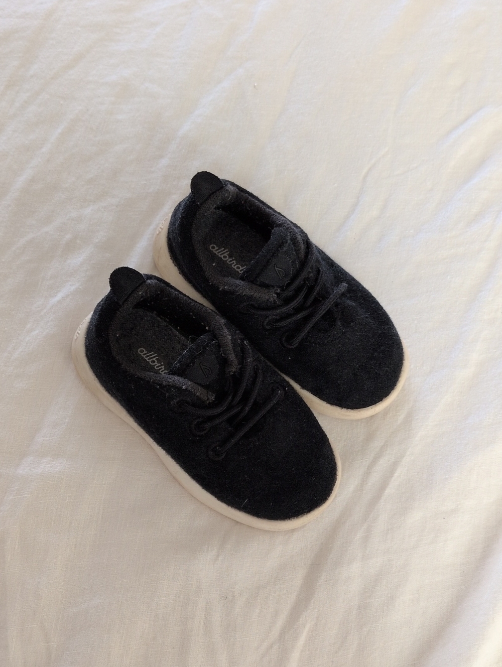 allbirds Kids Wool Sneakers - Black with White Sole